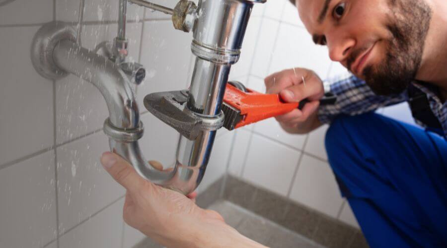 Professional same day plumber services in Kingsford Heights, IN